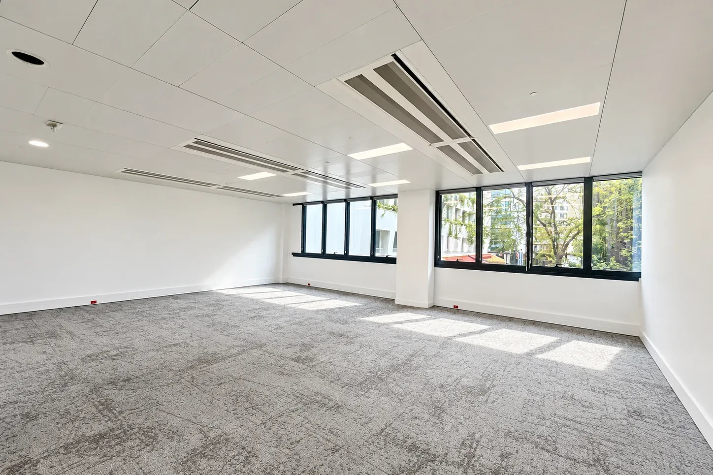 Espace de bureaux exploité par Groupe Reine